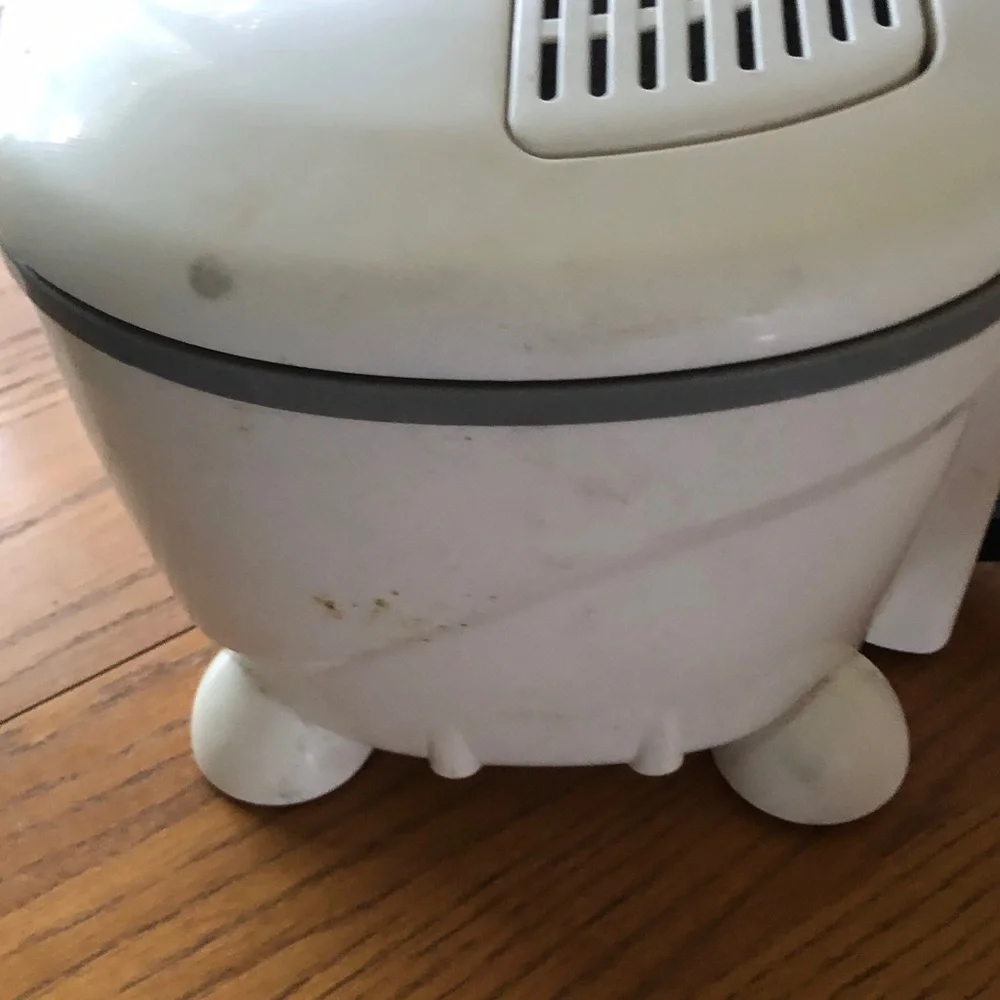 Rival Small White Kitchen Cooker - Compact Electric Appliance